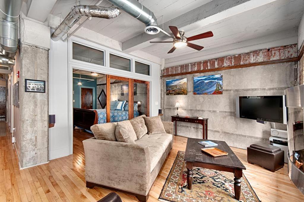 Colby Loft Apartment Asheville Exterior photo